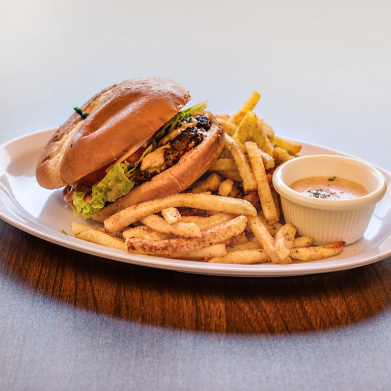 Savor Your Lunch with Us